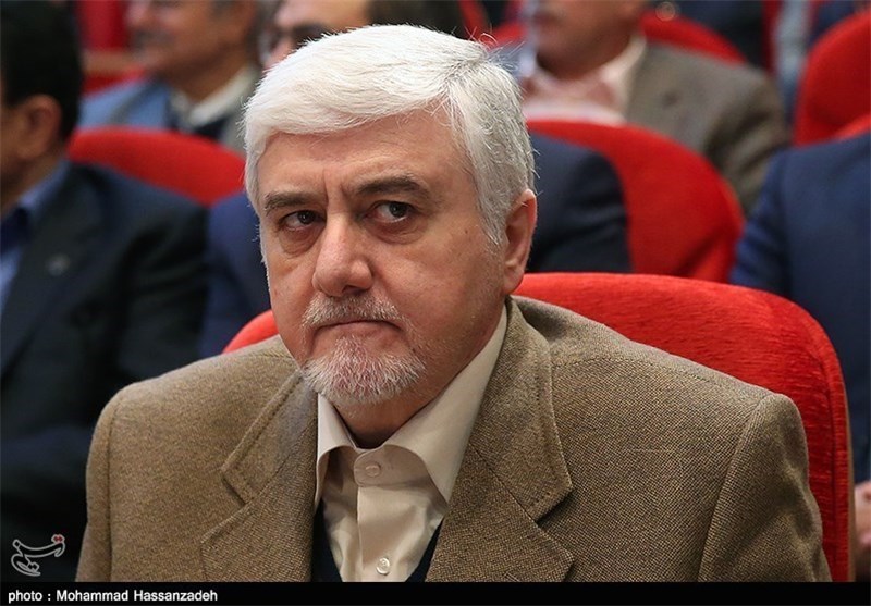قدردان زحمت‌های سرمایه انسانی نظام بانکی کشور باشیم
