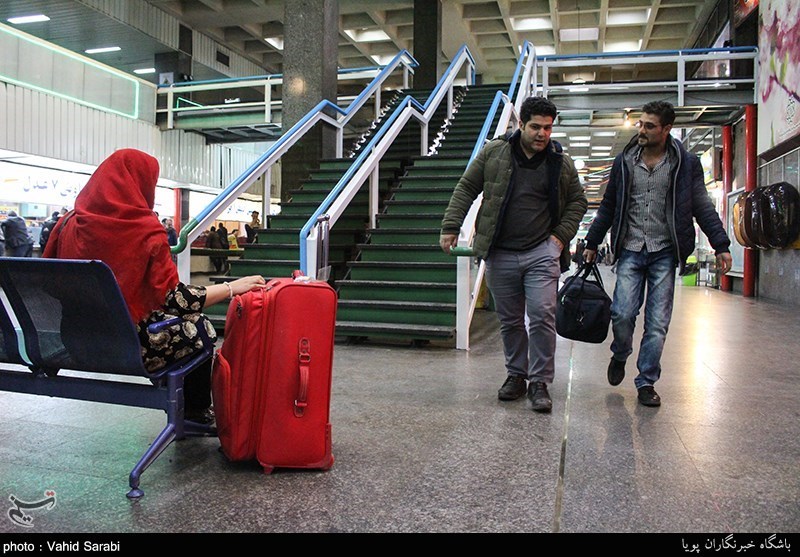 گلایه مشهدی‌ها از مسافران نوروزی/ همه باید توصیه "در خانه بمانیم" را رعایت کنند