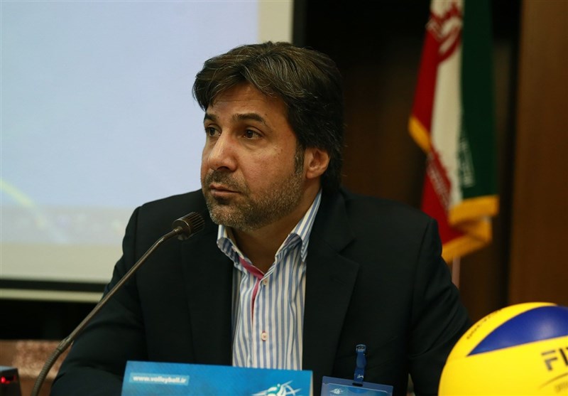 افشاردوست: تیم ملی والیبال نیاز به تغییرات در رأس کادر فنی داشت/ صلاح نبود دبیر فدراسیون هندبال شوم