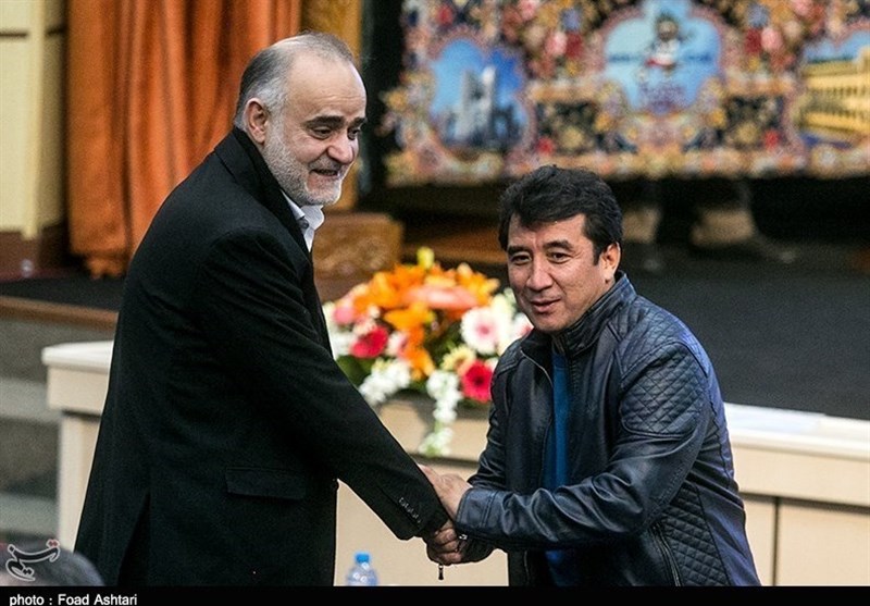 فدراسیون فوتبال: انتخاب نبی به عنوان سرپرست دبیرکلی با موافقت هیئت رئیسه انجام شد فدراسیون فوتبال: انتخاب نبی به عنوان سرپرست دبیرکلی با موافقت هیئت رئیسه انجام شد