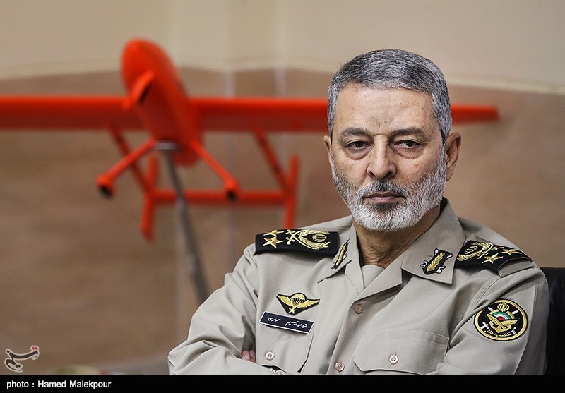 قدردانی فرمانده کل ارتش از جهادگران خط مقدم سلامت