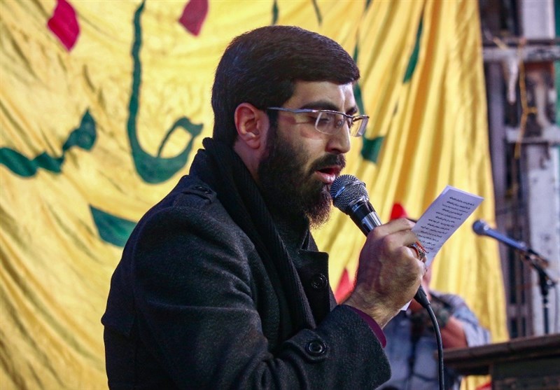 مدح خوانی سیدرضا نریمانی در میان مدافعان سلامت