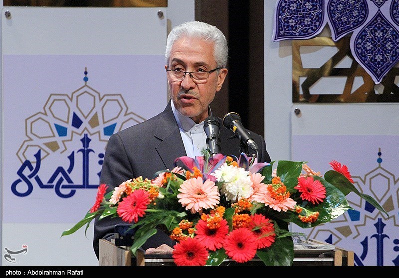 وزیر علوم فرارسیدن سال نو را به مردم ایران و جامعه دانشگاهی کشور تبریک گفت