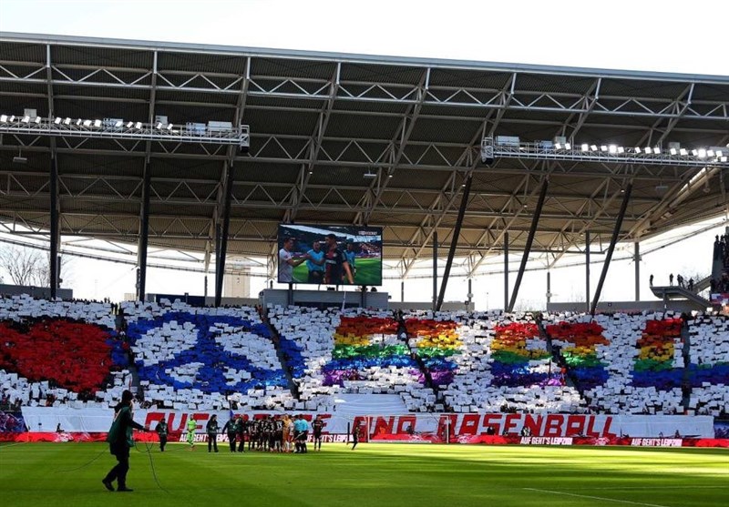 جنجال دیگر در بوندسلیگا این بار به بهانه کرونا/ اخراج هوادار از ورزشگاه لایپزیگ به جرم ژاپنی بودن! جنجال دیگر در بوندسلیگا این بار به بهانه کرونا/ اخراج هوادار از ورزشگاه لایپزیگ به جرم ژاپنی بودن!