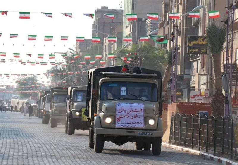 گزارش ویدئویی تسنیم| آغاز رزمایش بیولوژیک در ‌استان خوزستان / عملیات تکاوران سپاه برای ضدعفونی کامل اهواز