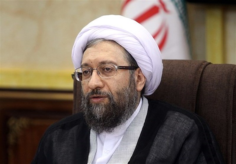 آیت‌الله آملی لاریجانی درگذشت میرزا محمد سلگی را تسلیت گفت
