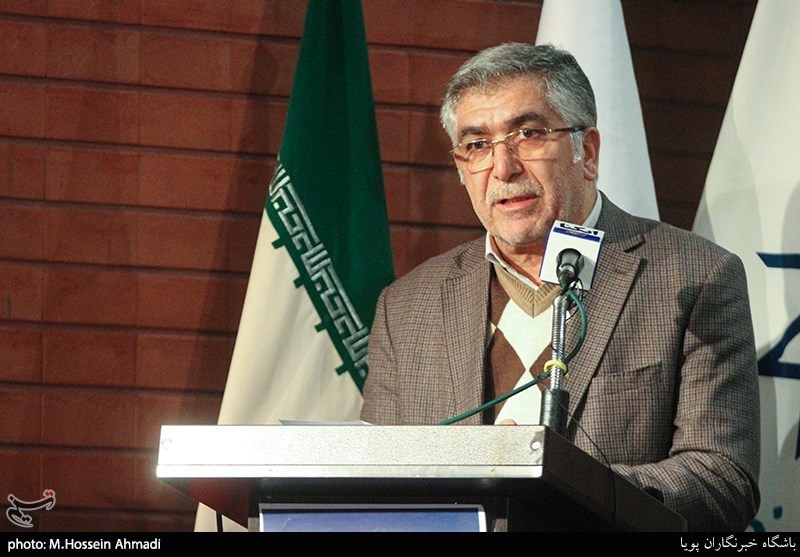 طیبی: دستاورد‌های پژوهشی جهاددانشگاهی برای مقابله با کرونا تشریح شد/ از تولید کیت تشخیص کرونا توسط شرکت‌های دانش بنیان تا تولید گان و ماسک N95