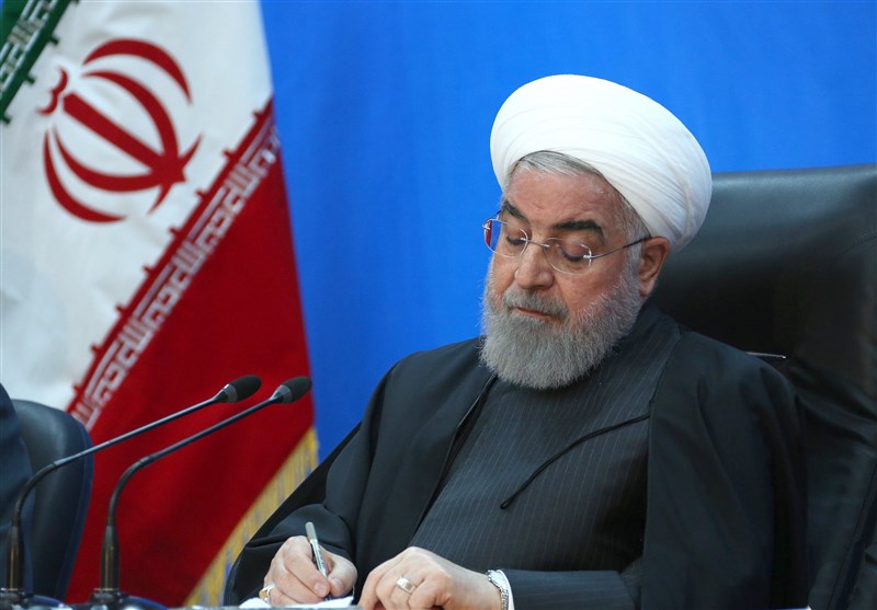 دو دستور مهم روحانی به شریعتمداری و اسلامی