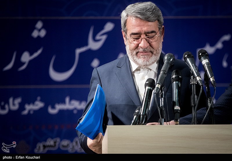 وزیر کشور: زمان آغاز عادی فعالیت‌ها مشخص نیست