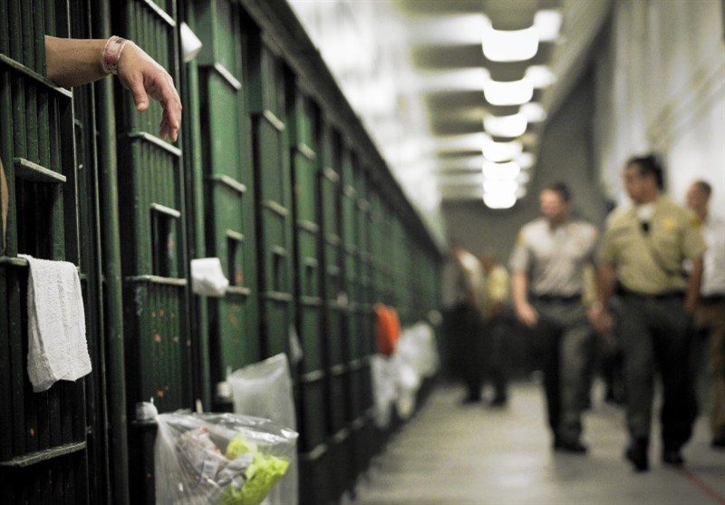 "فاجعه انسانی" در انتظار زندانیان آمریکایی در پی شیوع کرونا