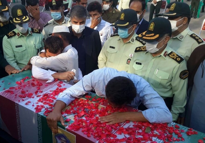 هر روز یک خون جای آب، به امید خشکاندن ریشه اعتیاد