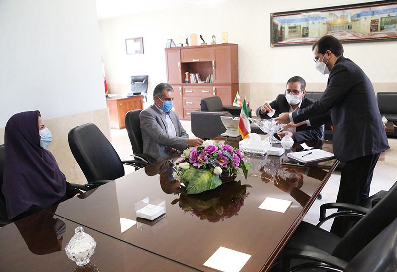 مدیرکل فرهنگ و ارشاد اسلامی استان البرز از توزیع اعتبار وام صندوق مدیرکل فرهنگ و ارشاد اسلامی استان البرز از توزیع اعتبار وام صندوق