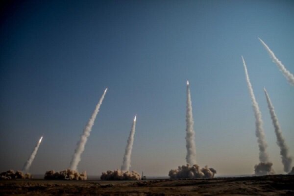 موشک‌های ایران به بدترین روش‌های نامتقارن پاسخ متجاوزان را می‌دهد