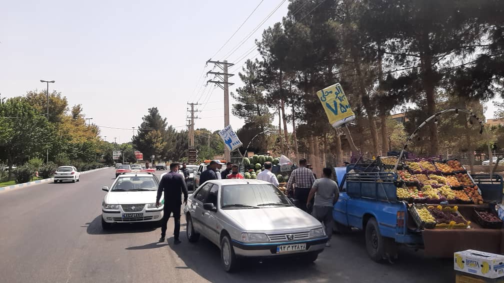 جمع آوری دستفروشان جاده محمدشهر به ماهدشت با دستور معاون دادستان کرج