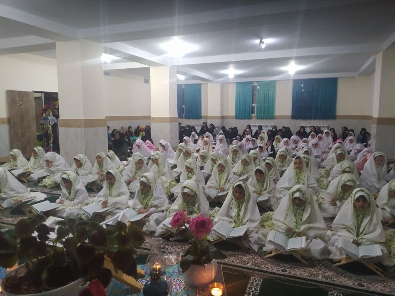 جشن مهمانی خدا ویژه روزه اولی‌ها در مدارس البرز به اجرا درآمد
