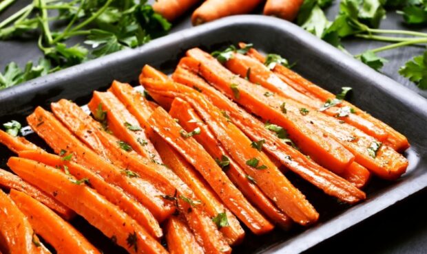 هویج را پخته بخوریم یا خام؟