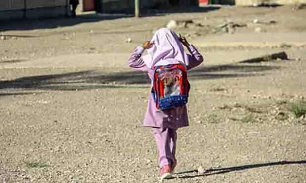 جذب کودکان کار به سیستم آموزشی