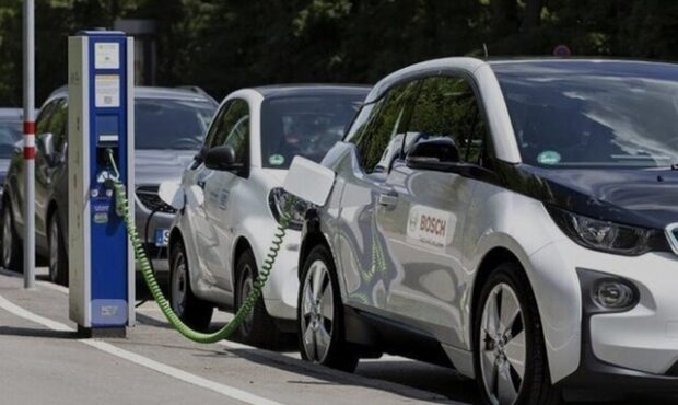 اولین عرضه خودرو‌های برقی در روز‌های آینده