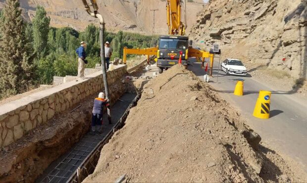 آغاز عملیات زیرسازی احداث گالری در محور کرج- چالوس