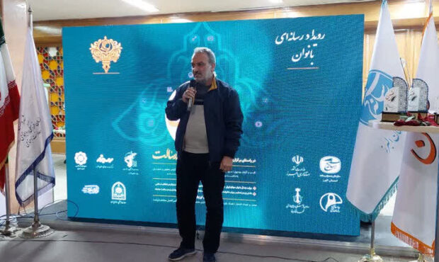 حسین سعیدی سیرایی: بانوان رسانه‌ای با نگاه ظریف به مدیریت شهری کمک کنند