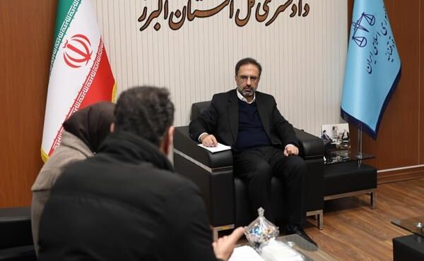 مدیران قضایی استان البرز به درخواستهای حقوقی و قضایی 962 مراجعه کننده رسیدگی کردند مدیران قضایی استان البرز به درخواستهای حقوقی و قضایی 962 مراجعه کننده رسیدگی کردند