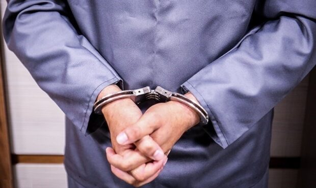 دستگيري کلاهبردار متواري 100 ميلياردي دستگيري کلاهبردار متواري 100 ميلياردي