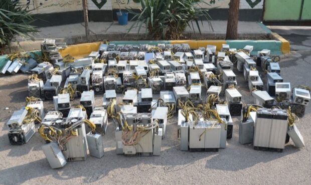 امحای ۶۰ هزار دستگاه ماینر غیرمجاز در کشور امحای ۶۰ هزار دستگاه ماینر غیرمجاز در کشور