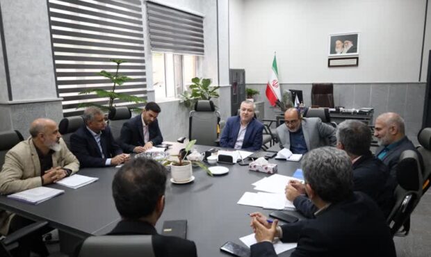 دومین جلسه تأسیس مجتمع‌های اداری در شهرستان‌های کم‌جمعیت استان برگزار شد