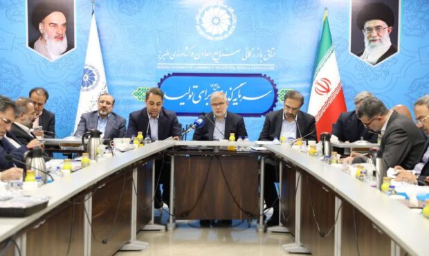 برنامه‌ریزی برای ورود صنایع البرز به احداث نیروگاه‌های خورشیدی