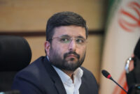 انتقاد رئیس کمیسیون عمران و حمل‌ونقل شورای شهر کرج از نحوه واگذاری تاکسی‌های برقی