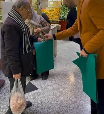 کیسه‌های پارچه‌ای در بازار روزهای کرج توزیع شد